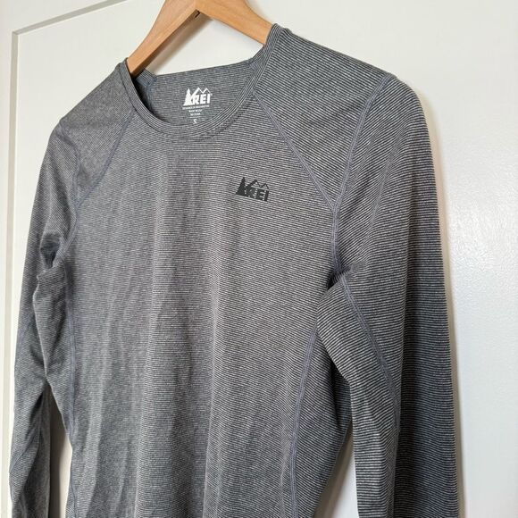 REI Shirt Women S Gray Long Sleeve Pullover Stretch Lightweight Outdoor Hiking - Picture 2 of 9